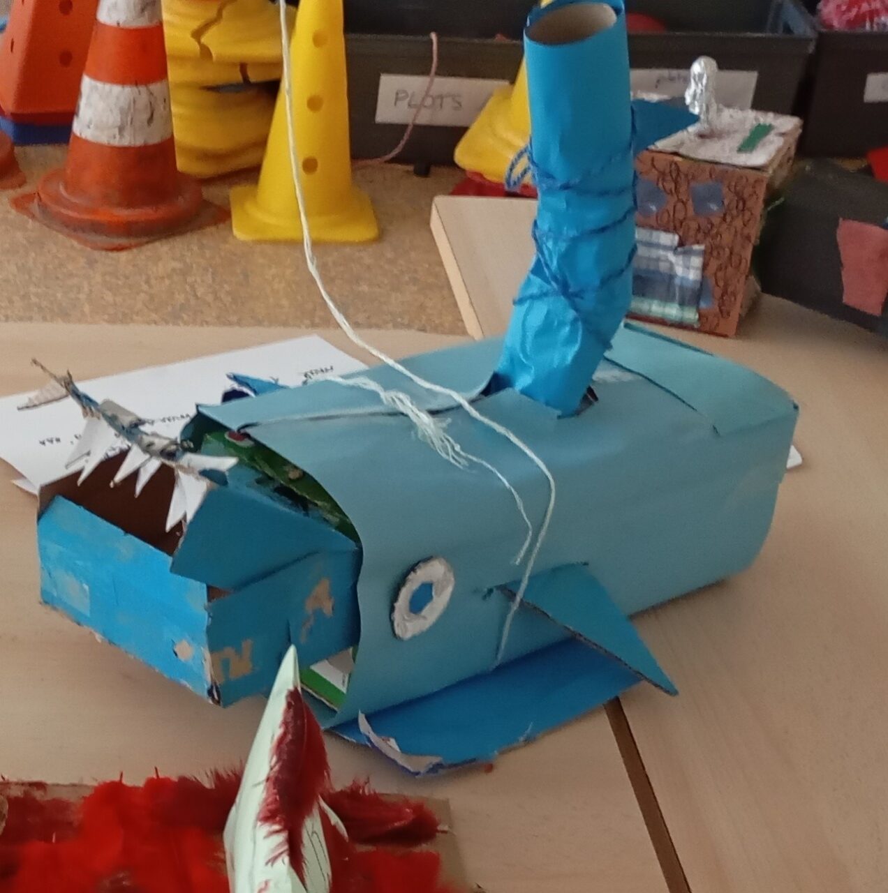 Steve a enfin pêché quelque chose, un requin
